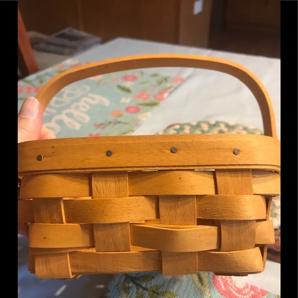 GUC Vintage 1999 Longaberger Handmade Small Square Peg Basket. - Picture 6 of 9